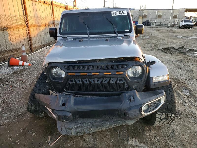 Photo 5 from auction – 2020 JEEP GLADIATOR with VIN 1C6HJTAG5LL212318