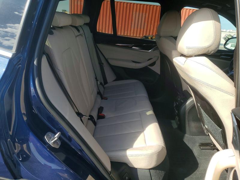 Photo 11 from auction – 2018 BMW X3 XDRIVE3 with VIN 5UXTR9C50JLC82849