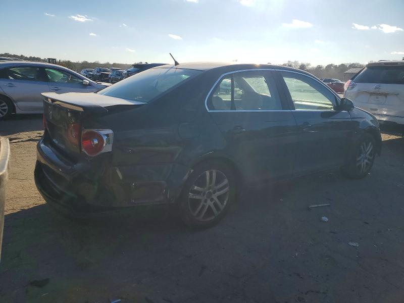 Photo 3 from auction – 2007 VOLKSWAGEN JETTA WOLF with VIN 3VWEF81K87M199550
