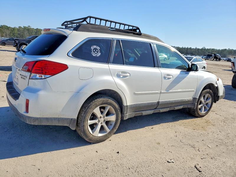 Photo 3 from auction – 2014 SUBARU OUTBACK with VIN 4S4BRCNC4E3213134