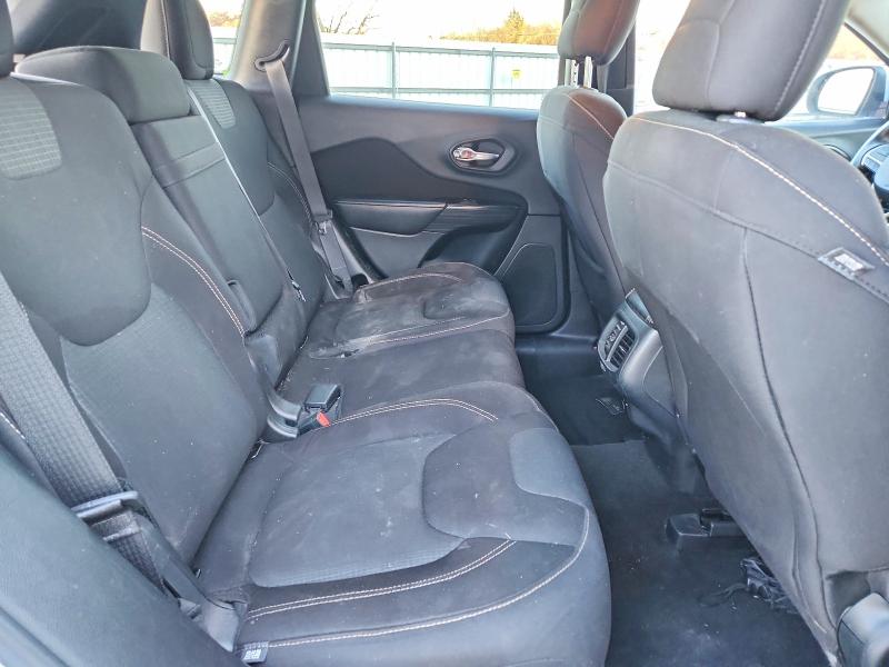 Photo 11 from auction – 2016 JEEP CHEROKEE with VIN 1C4PJLCB8GW116158