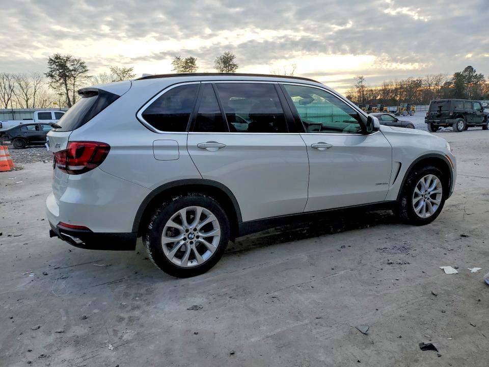 Photo 3 from auction – 2016 BMW X5 XDR40E with VIN 5UXKT0C5XG0S75116