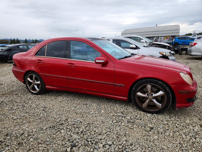 Photo 4 from auction – 2005 MERCEDES-BENZ C with VIN WDBRF40J45F684429