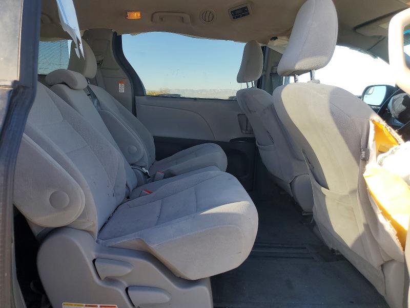Photo 11 from auction – 2015 TOYOTA SIENNA LE with VIN 5TDKK3DC8FS535902