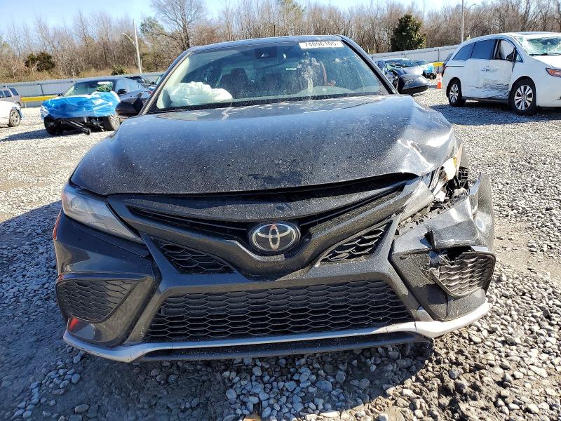 Photo 5 from auction – 2022 TOYOTA CAMRY XSE with VIN 4T1K61AK7NU025129