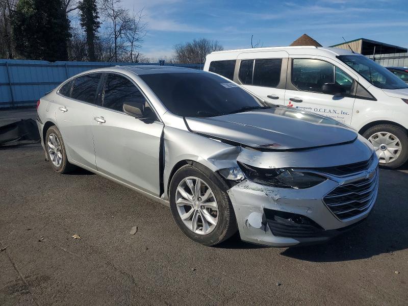 Photo 4 from auction – 2021 CHEVROLET MALIBU with VIN 1G1ZD5ST9MF063187