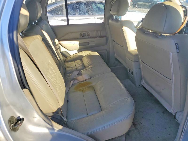 Photo 11 from auction – 2002 INFINITI QX4 with VIN JNRDR09Y12W256597