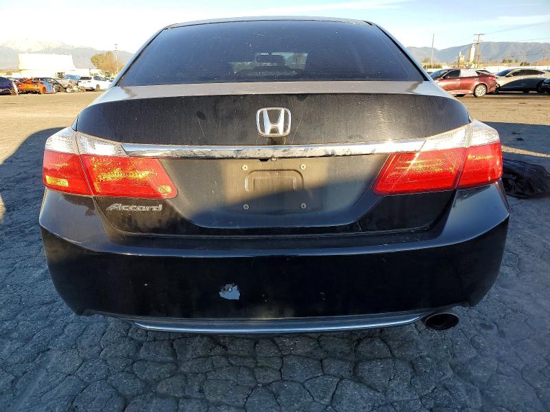 Photo 6 from auction – 2014 HONDA ACCORD LX with VIN 1HGCR2F32EA132017