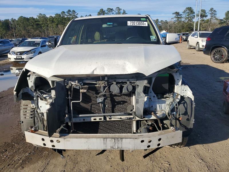 Photo 5 from auction – 2011 TOYOTA 4RUNNER SR with VIN JTEZU5JR3B5032027