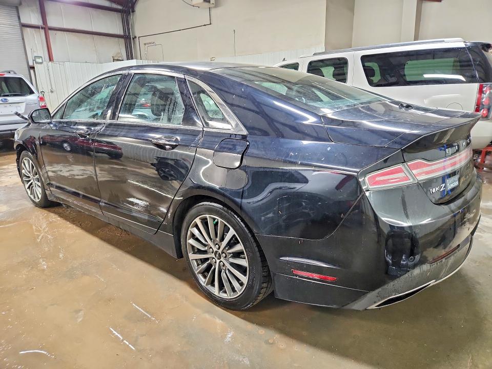 Photo 2 from auction – 2017 LINCOLN MKZ with VIN 3LN6L5C96HR604331