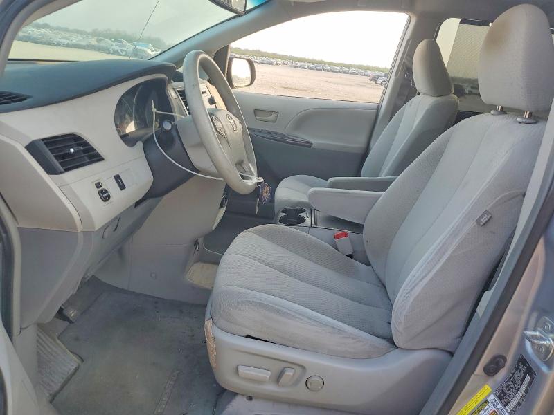 Photo 7 from auction – 2012 TOYOTA SIENNA LE with VIN 5TDKK3DC0CS277435