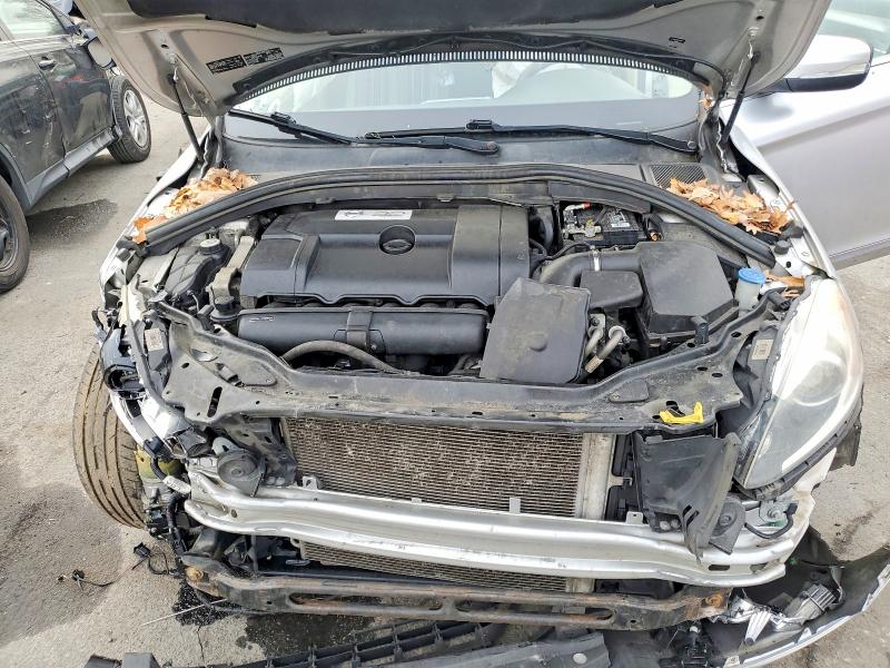 Photo 11 from auction – 2015 VOLVO XC60 3.2 P with VIN YV4940RB2F2612940