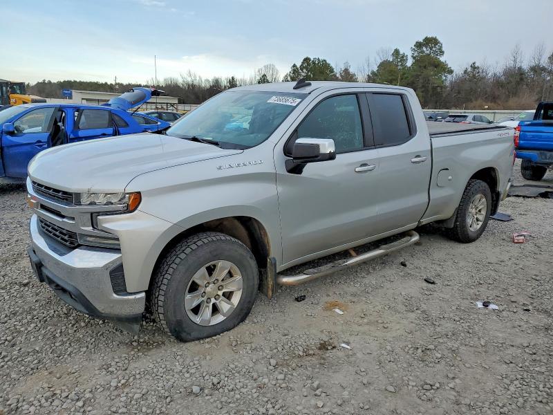 CHEVROLET SILVERADO 2019 with VIN 1GCRYDEK6KZ236734 - Photo from auction