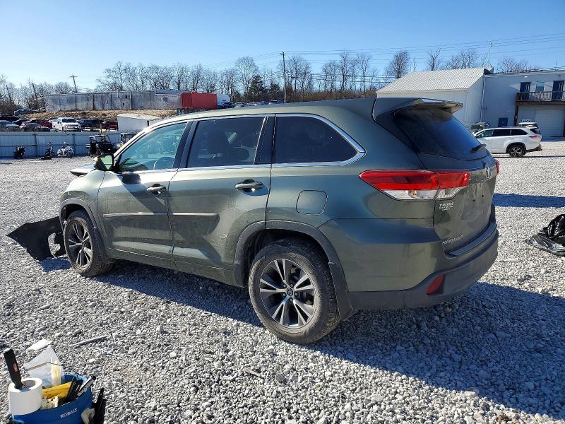 Photo 2 from auction – 2018 TOYOTA HIGHLANDER with VIN 5TDBZRFH3JS488861