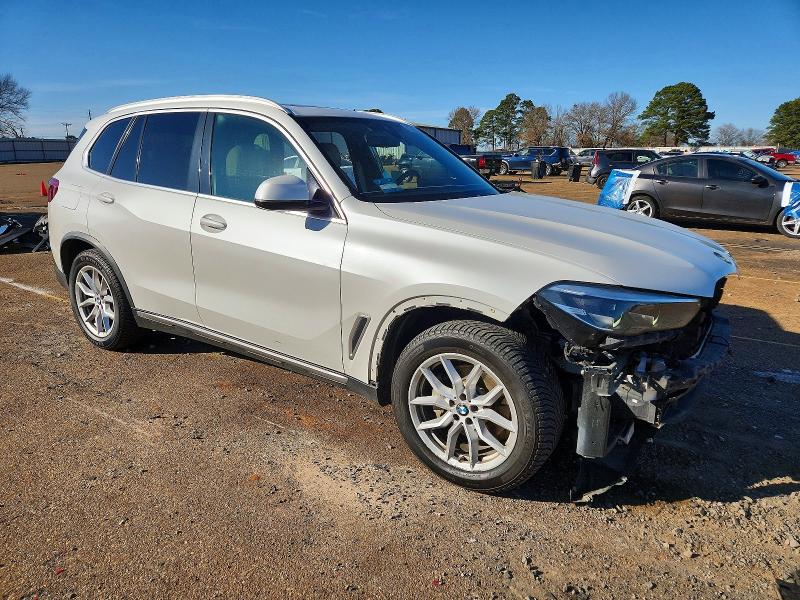 Photo 4 from auction – 2019 BMW X5 with VIN 5UXCR6C52KLL06551