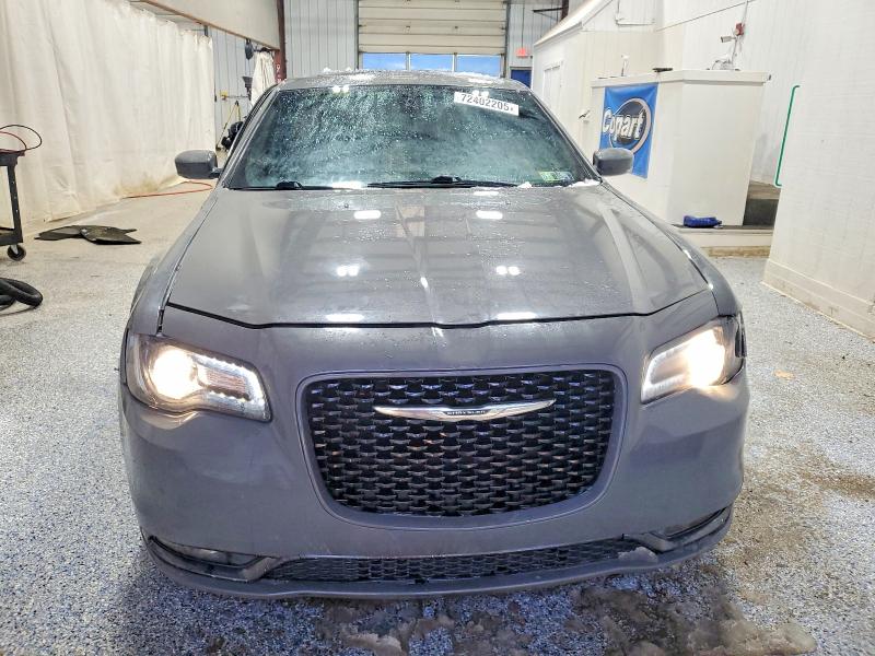 Photo 5 from auction – 2017 CHRYSLER 300 S with VIN 2C3CCAGG3HH628840