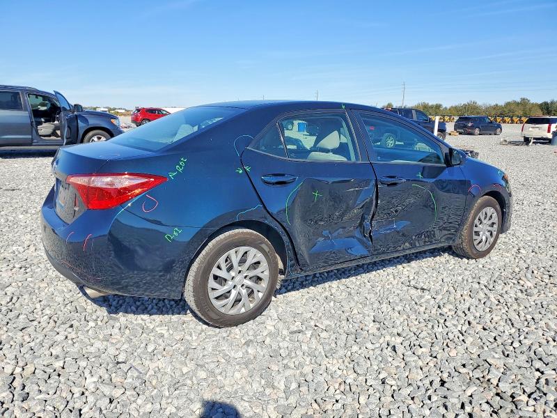 Photo 3 from auction – 2018 TOYOTA COROLLA L with VIN 2T1BURHE7JC012929