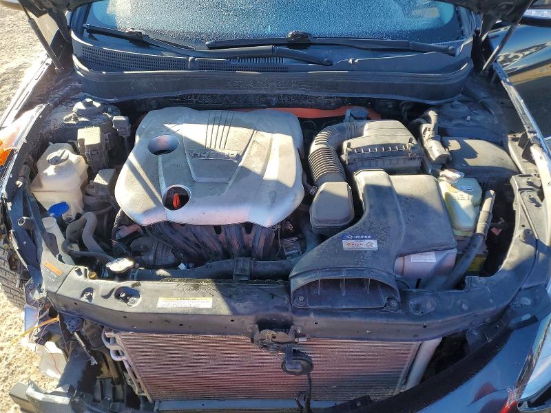 Photo 11 from auction – 2015 HYUNDAI SONATA HYB with VIN KMHEC4A44FA139178