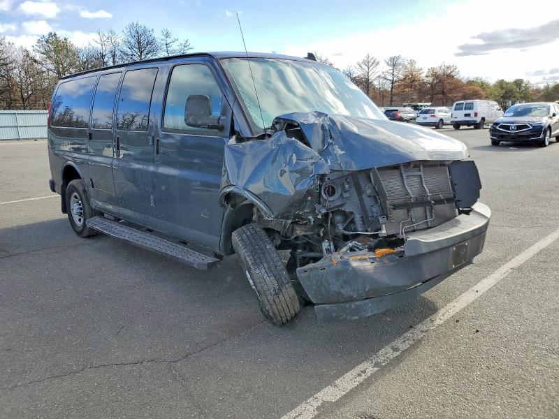 Photo 4 from auction – 2017 CHEVROLET EXPRESS G3 with VIN 1GAZGLFF6H1287634