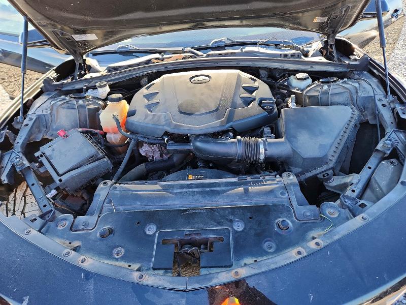 Photo 11 from auction – 2018 CHEVROLET CAMARO with VIN 1G1FB1RS0J0124701
