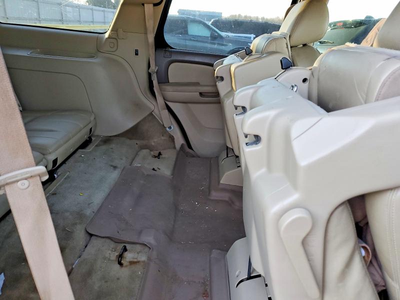 Photo 11 from auction – 2011 GMC YUKON SLT with VIN 1GKS1CE07BR142719