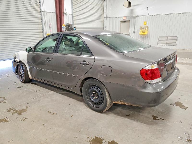 Photo 2 from auction – 2005 TOYOTA CAMRY LE with VIN 4T1BF32K85U596655