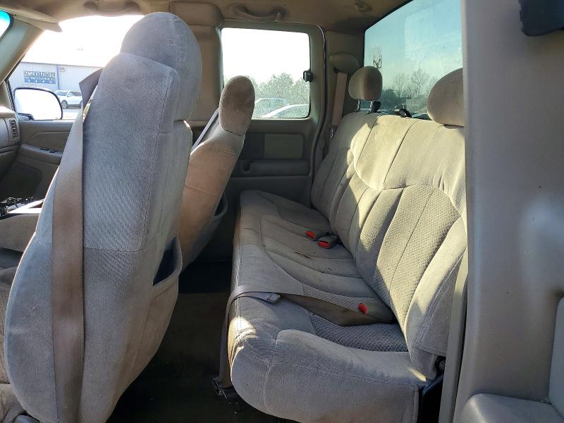 Photo 10 from auction – 2001 CHEVROLET SILVERADO with VIN 2GCEC19T411182534