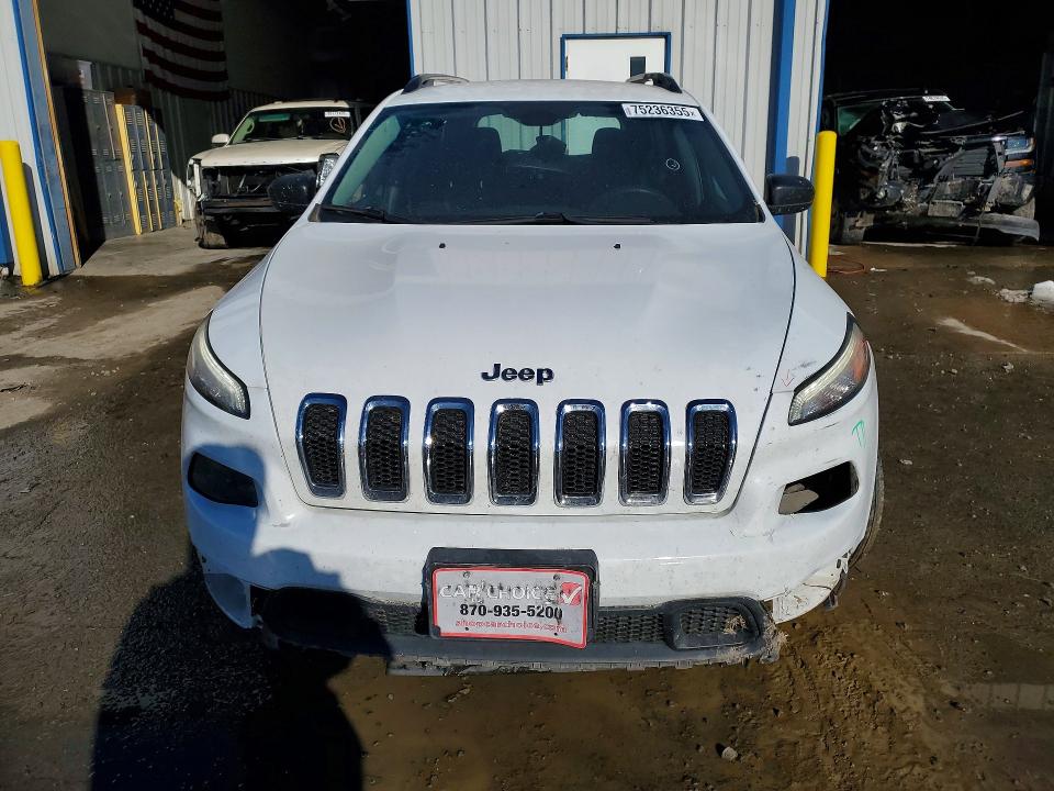 Photo 5 from auction – 2016 JEEP CHEROKEE with VIN 1C4PJLAB2GW113680