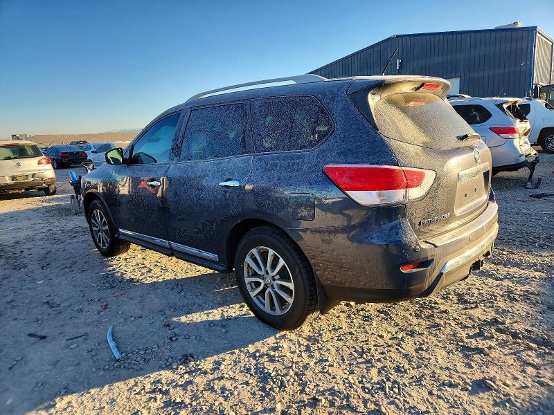Photo 2 from auction – 2014 NISSAN PATHFINDER with VIN 5N1AR2MMXEC685290