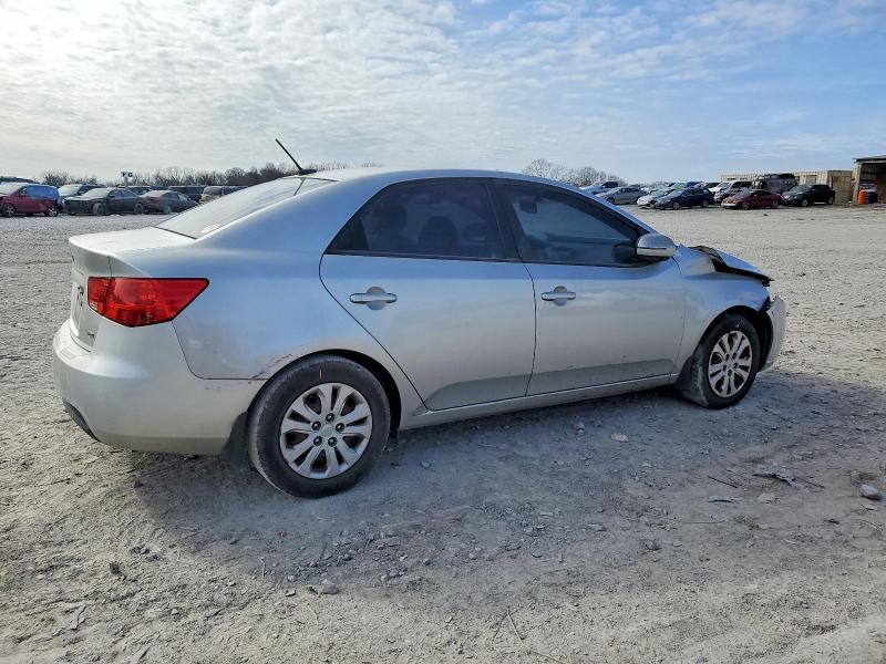 Photo 3 from auction – 2012 KIA FORTE EX with VIN KNAFU4A22C5606099