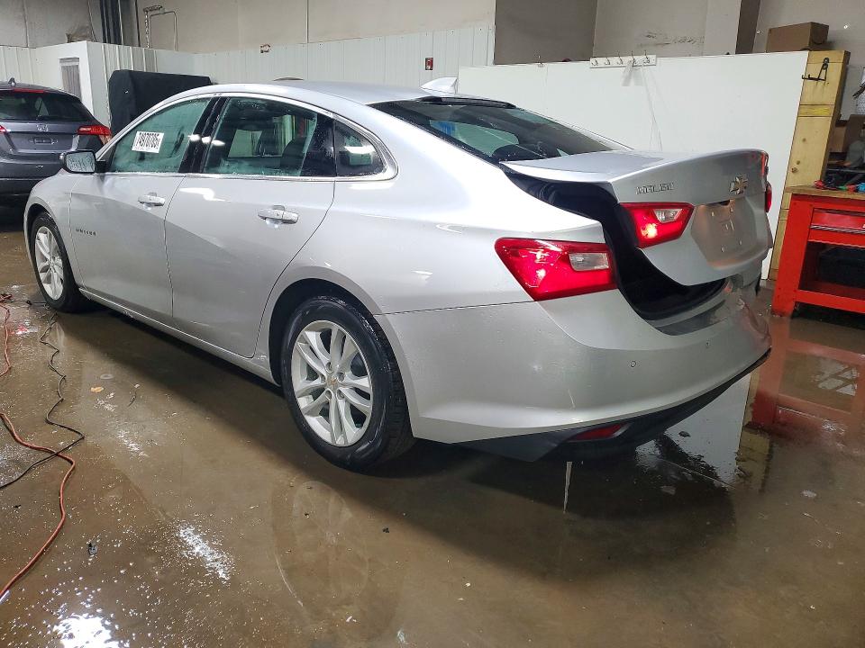 Photo 2 from auction – 2016 CHEVROLET MALIBU with VIN 1G1ZE5ST4GF324971
