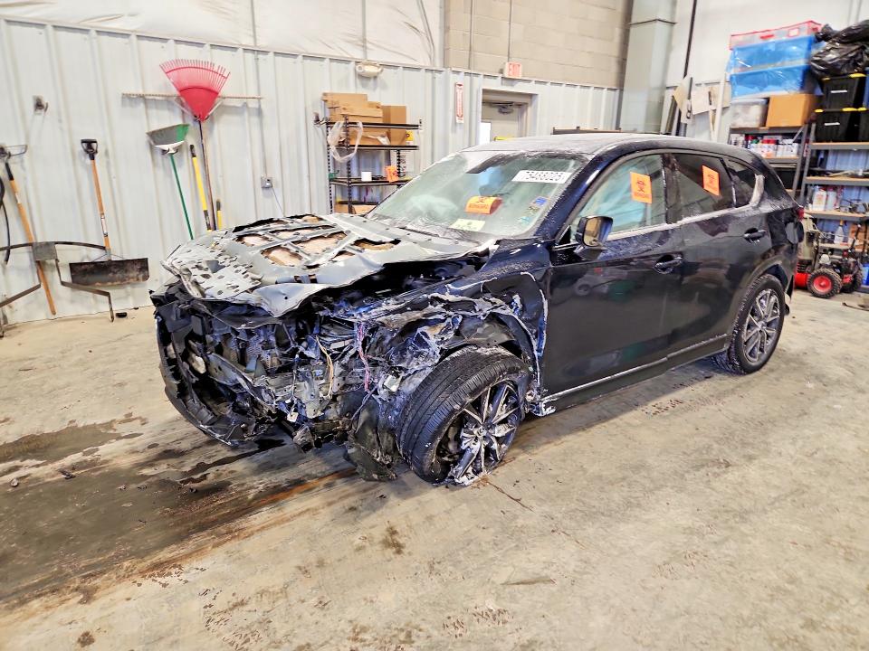 MAZDA CX-5 GRAND 2017 with VIN JM3KFBDL5H0207784 - Photo from auction