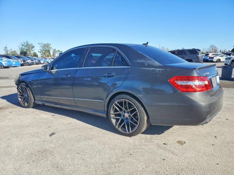 Photo 2 from auction – 2010 MERCEDES-BENZ E 350 with VIN WDDHF5GB7AA071302