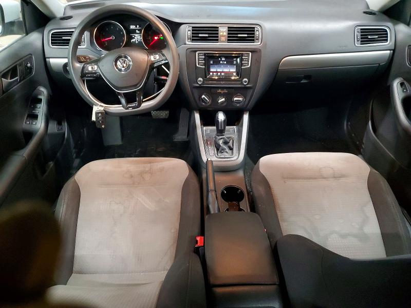 Photo 8 from auction – 2017 VOLKSWAGEN JETTA with VIN 3VW2B7AJ5HM317121