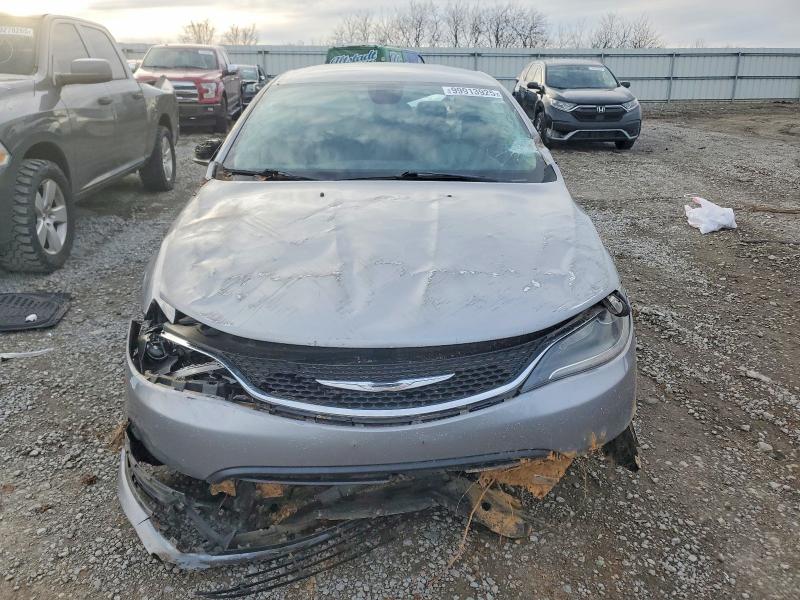 Photo 5 from auction – 2015 CHRYSLER 200 LX with VIN 1C3CCCFBXFN560946