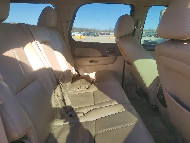 Photo 11 from auction – 2012 CHEVROLET TAHOE with VIN 1GNSCBE00CR141212