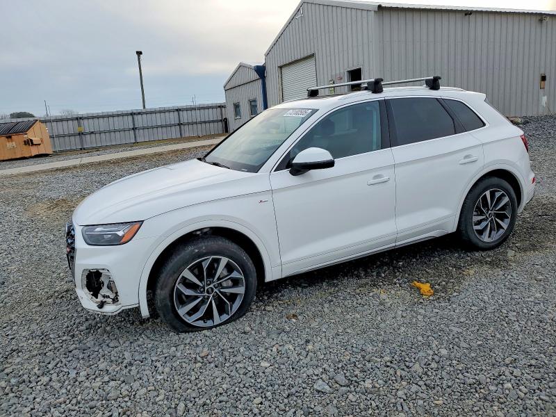 AUDI Q5 PREMIUM 2023 with VIN WA1EAAFY9P2058011 - Photo from auction