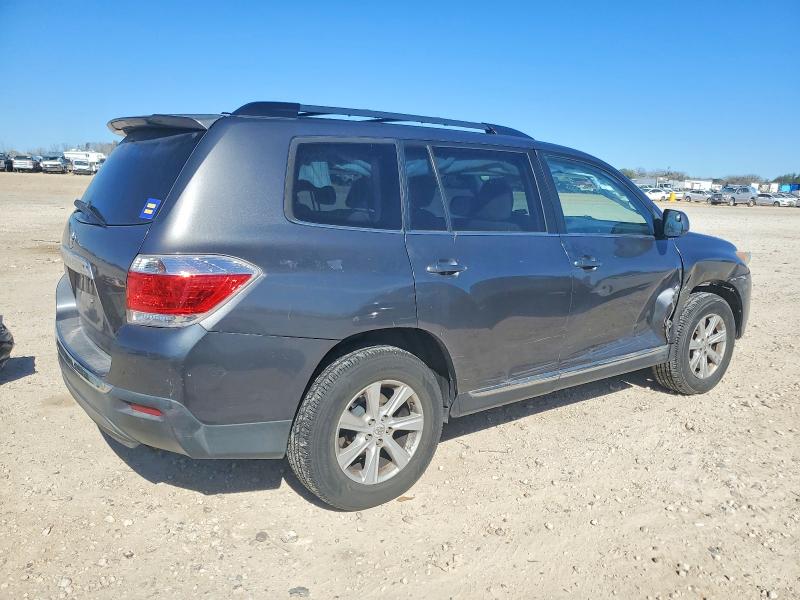 Photo 3 from auction – 2012 TOYOTA HIGHLANDER with VIN 5TDZA3EH6CS030089
