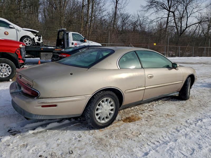 Photo 3 from auction – 1998 BUICK RIVIERA with VIN 1G4GD221XW4707222