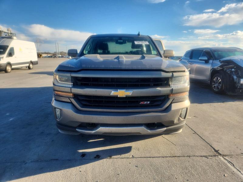 Photo 5 from auction – 2017 CHEVROLET SILVERADO with VIN 3GCUKREC9HG361530