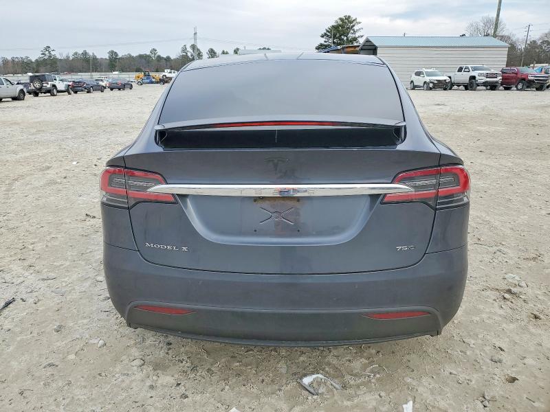 Photo 6 from auction – 2017 TESLA MODEL X with VIN 5YJXCBE21HF035574