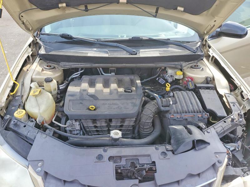 Photo 11 from auction – 2010 CHRYSLER SEBRING TO with VIN 1C3CC4FBXAN222557