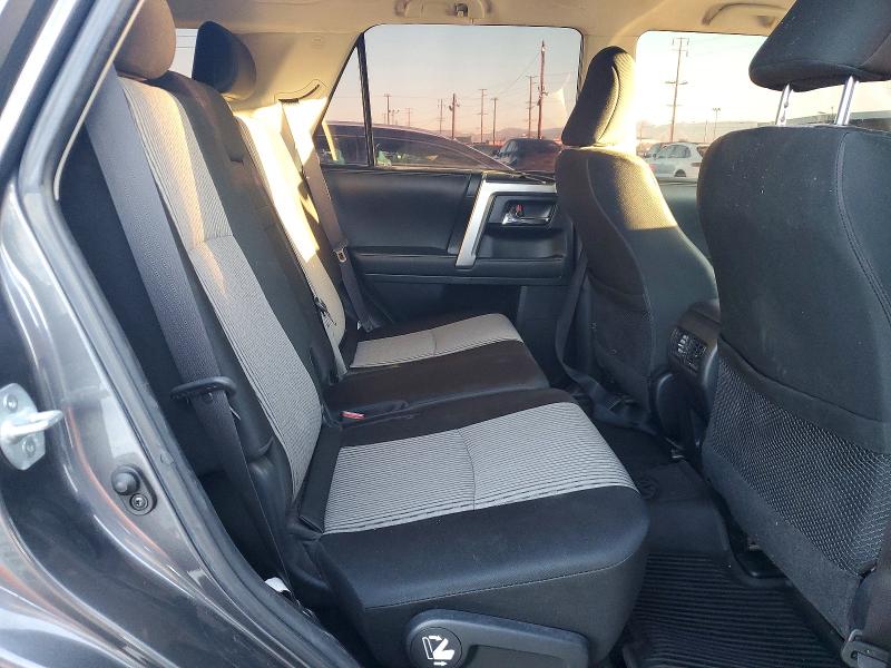 Photo 11 from auction – 2020 TOYOTA 4RUNNER SR with VIN JTEZU5JR5L5225491