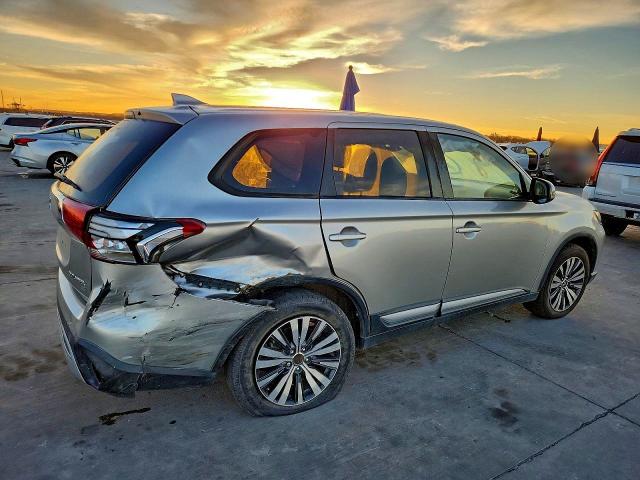 Photo 3 from auction – 2019 MITSUBISHI OUTLANDER with VIN JA4AD3A34KZ043123