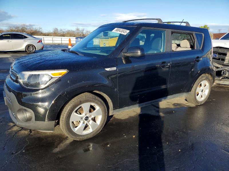 KIA SOUL 2018 with VIN KNDJN2A20J7571403 - Photo from auction