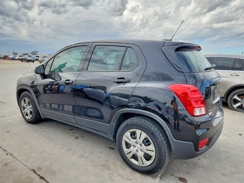 Photo 2 from auction – 2017 CHEVROLET TRAX LS with VIN 3GNCJKSB7HL285600