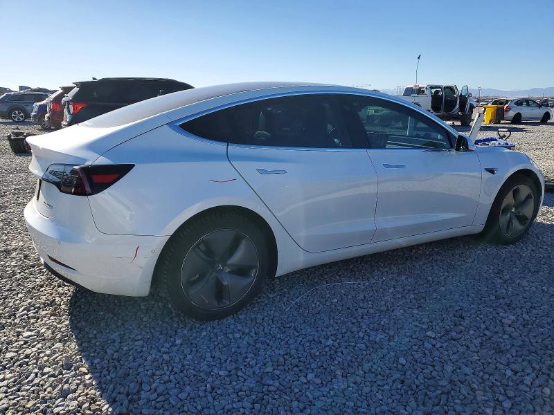 Photo 3 from auction – 2019 TESLA MODEL 3 with VIN 5YJ3E1EB0KF408422