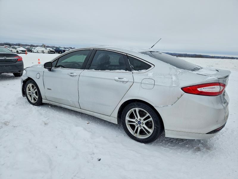 Photo 2 from auction – 2016 FORD FUSION with VIN 3FA6P0SU0GR320702