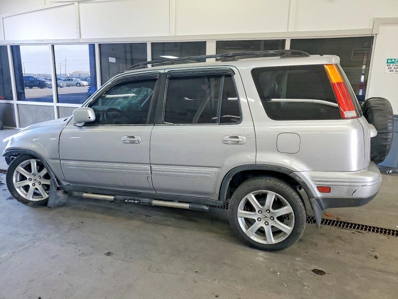 Photo 2 from auction – 2001 HONDA CR-V SE with VIN JHLRD18771C049850