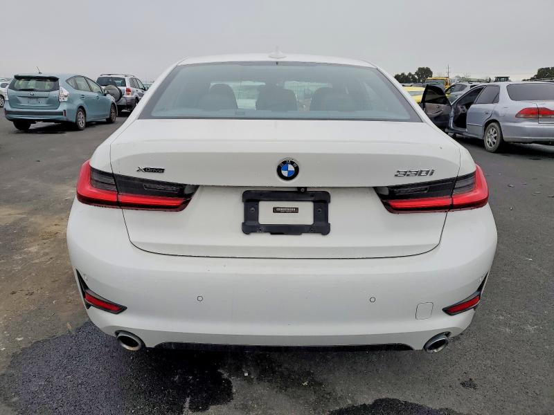 Photo 6 from auction – 2020 BMW 330XI with VIN 3MW5R7J03L8B20644